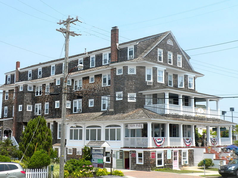 Macomber Hotel